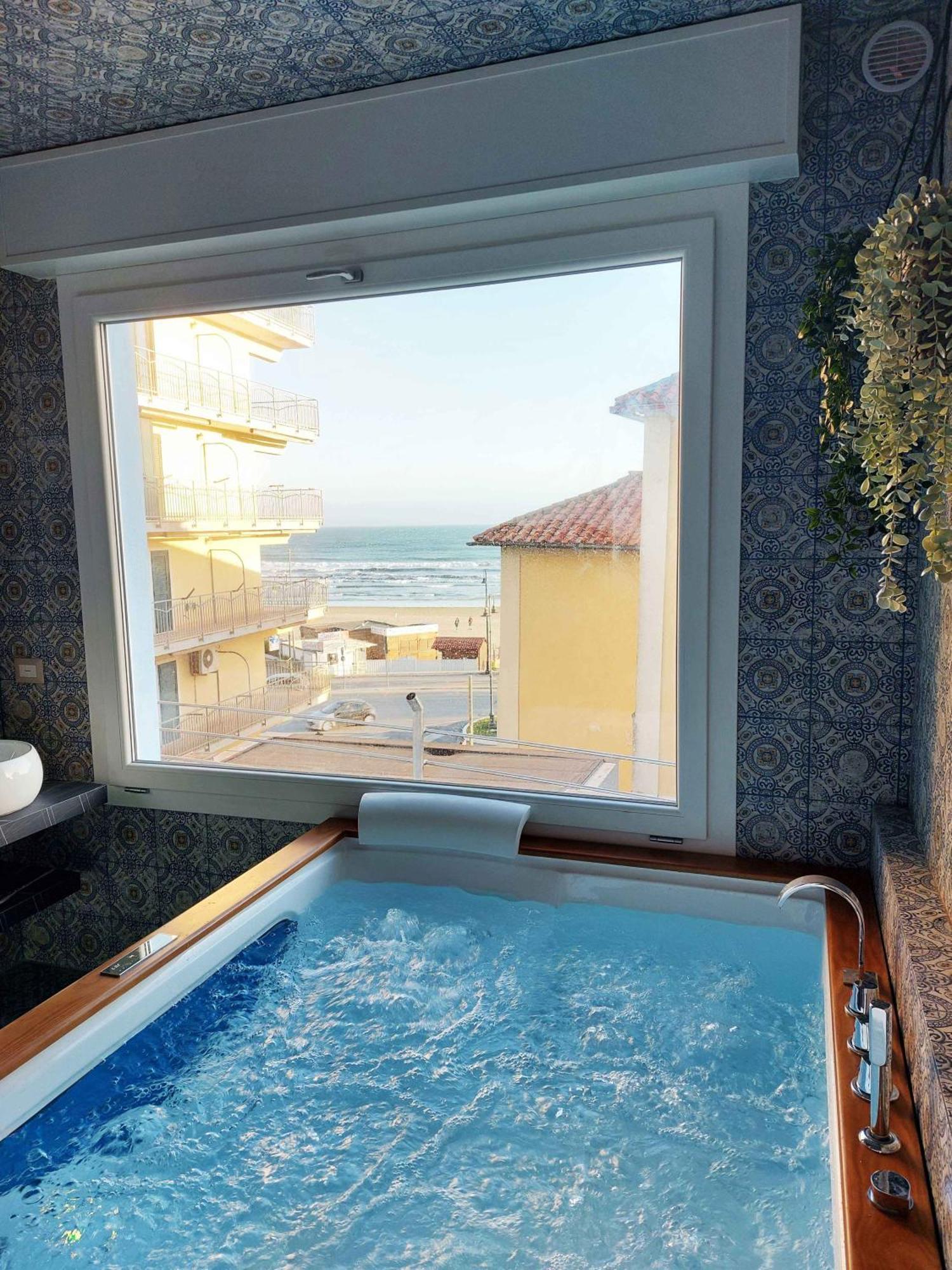 Sweet Home & Wellness Affittacamere Неттуно Экстерьер фото